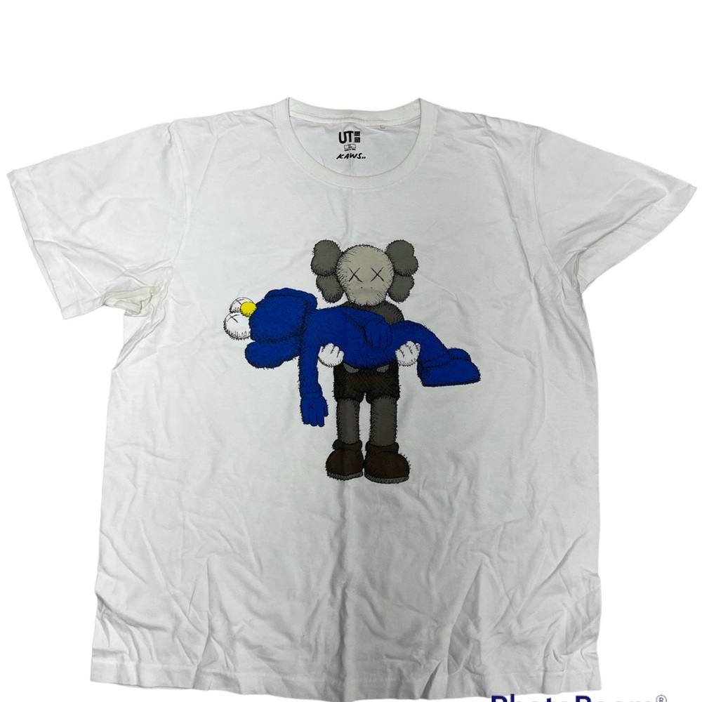 Men’s Uniqlo X Kaws Graphic T-shirt